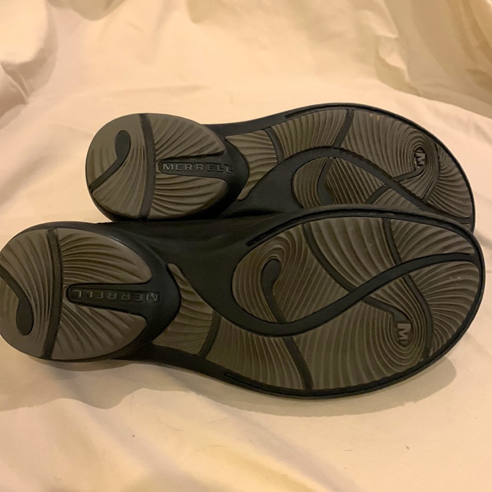 Merrell Slip-ons - Picture 3 of 4